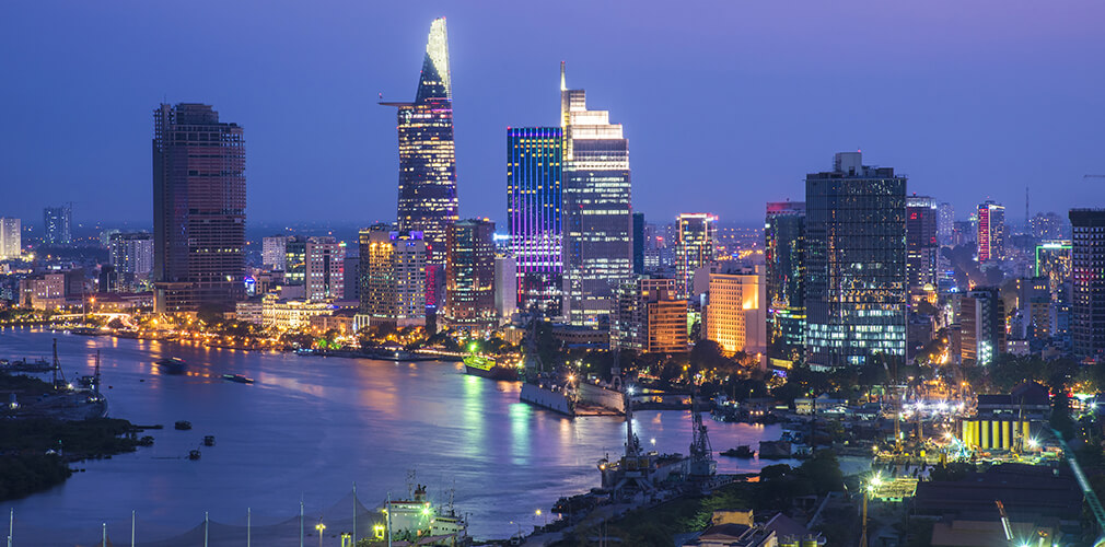 人口（消費者）構成比較